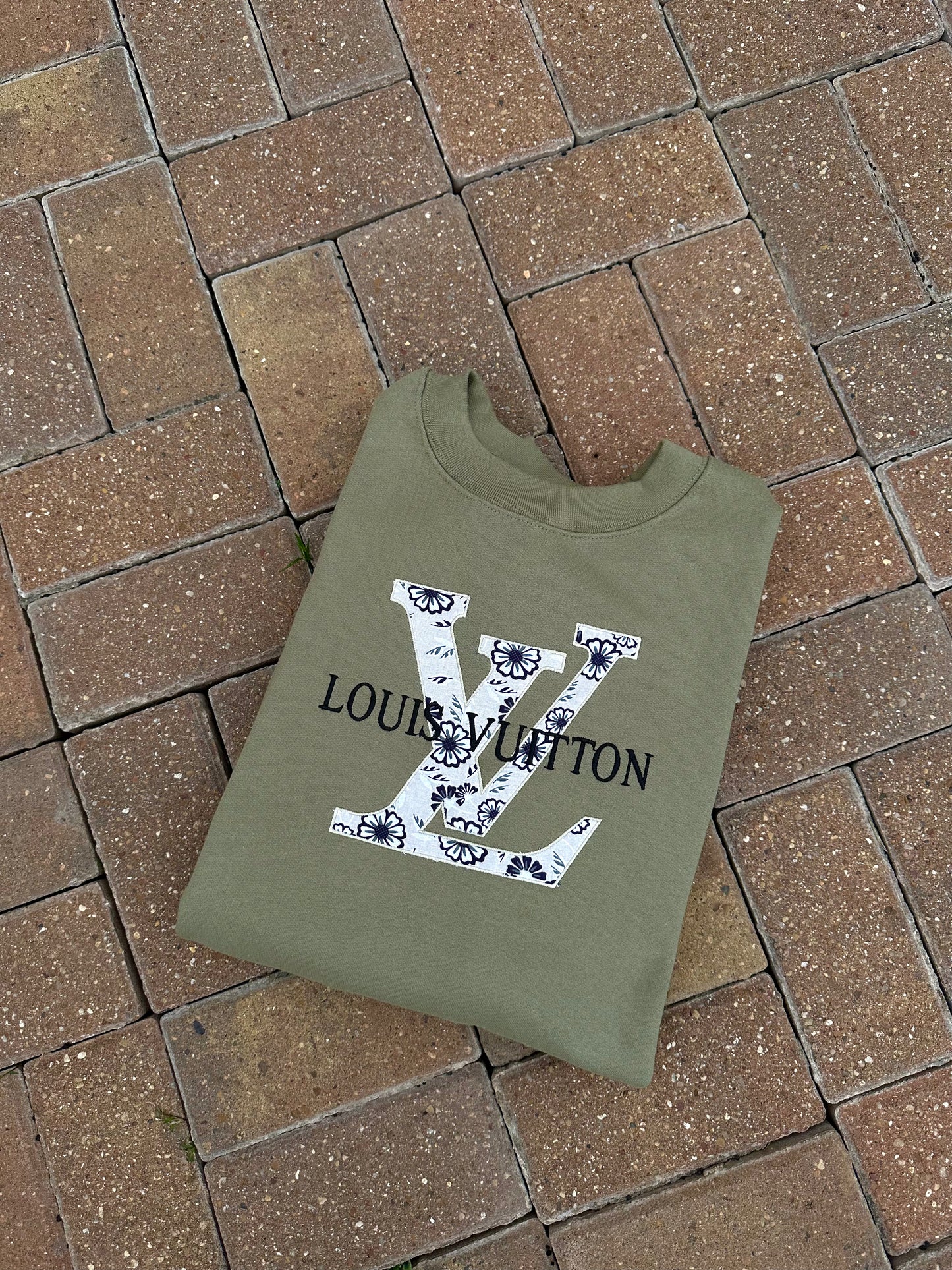 Applique LV Crew