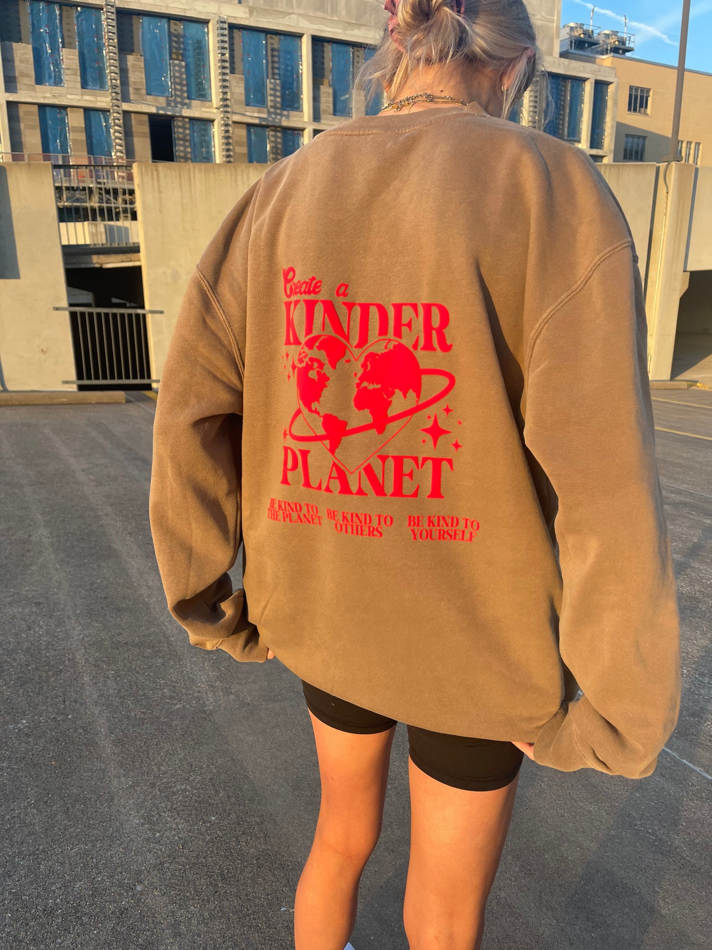 Kinder Planet Crew