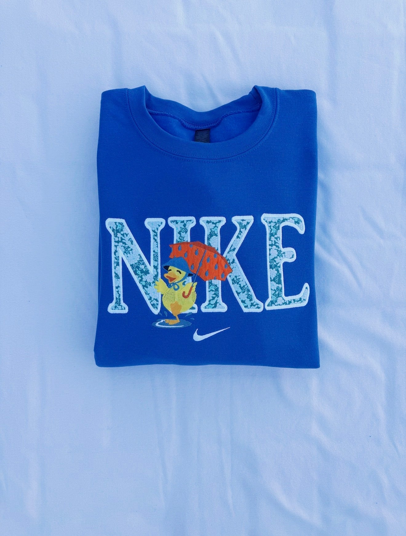 Rainy Duck Applique Crew