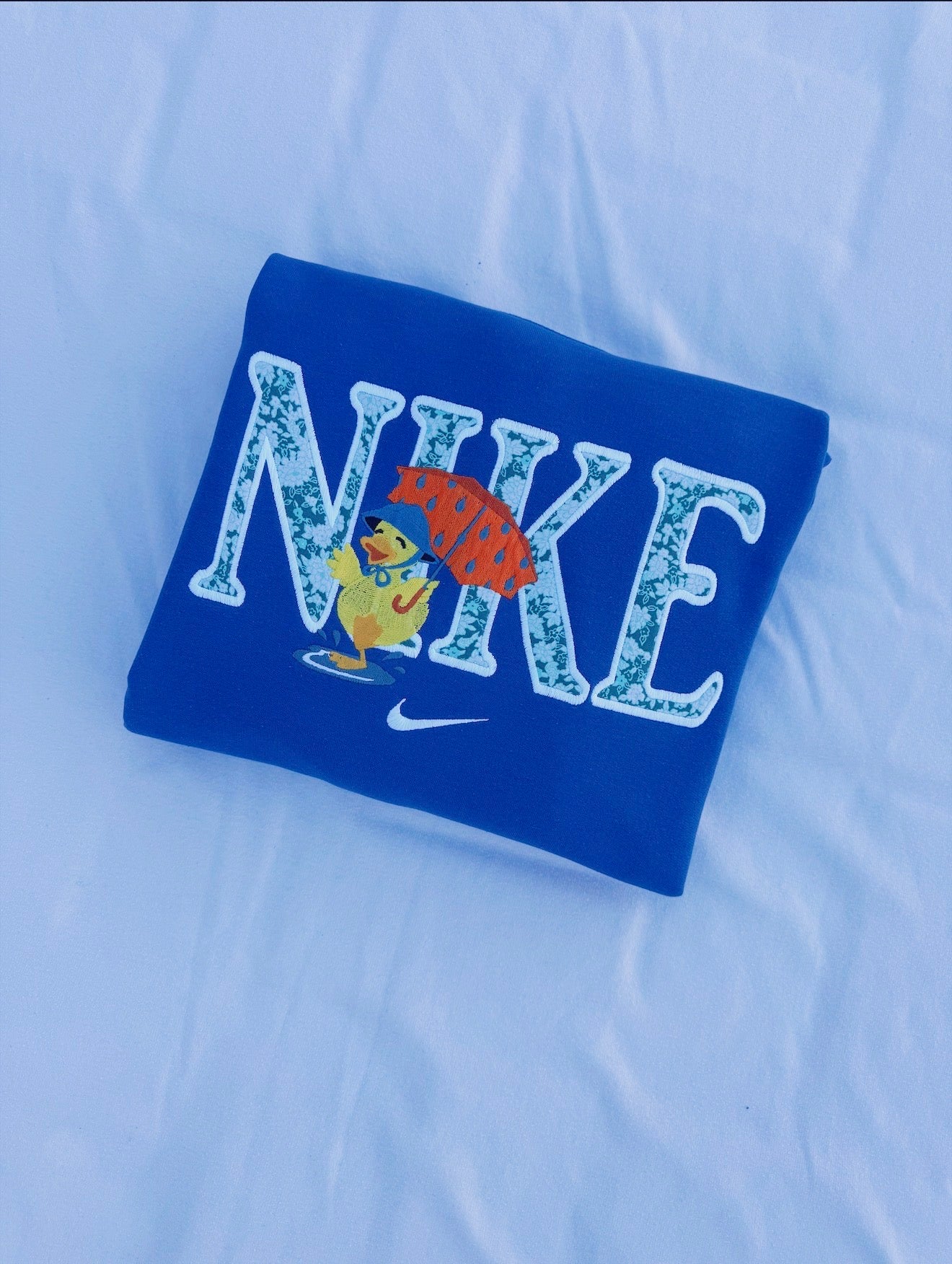 Rainy Duck Applique Crew