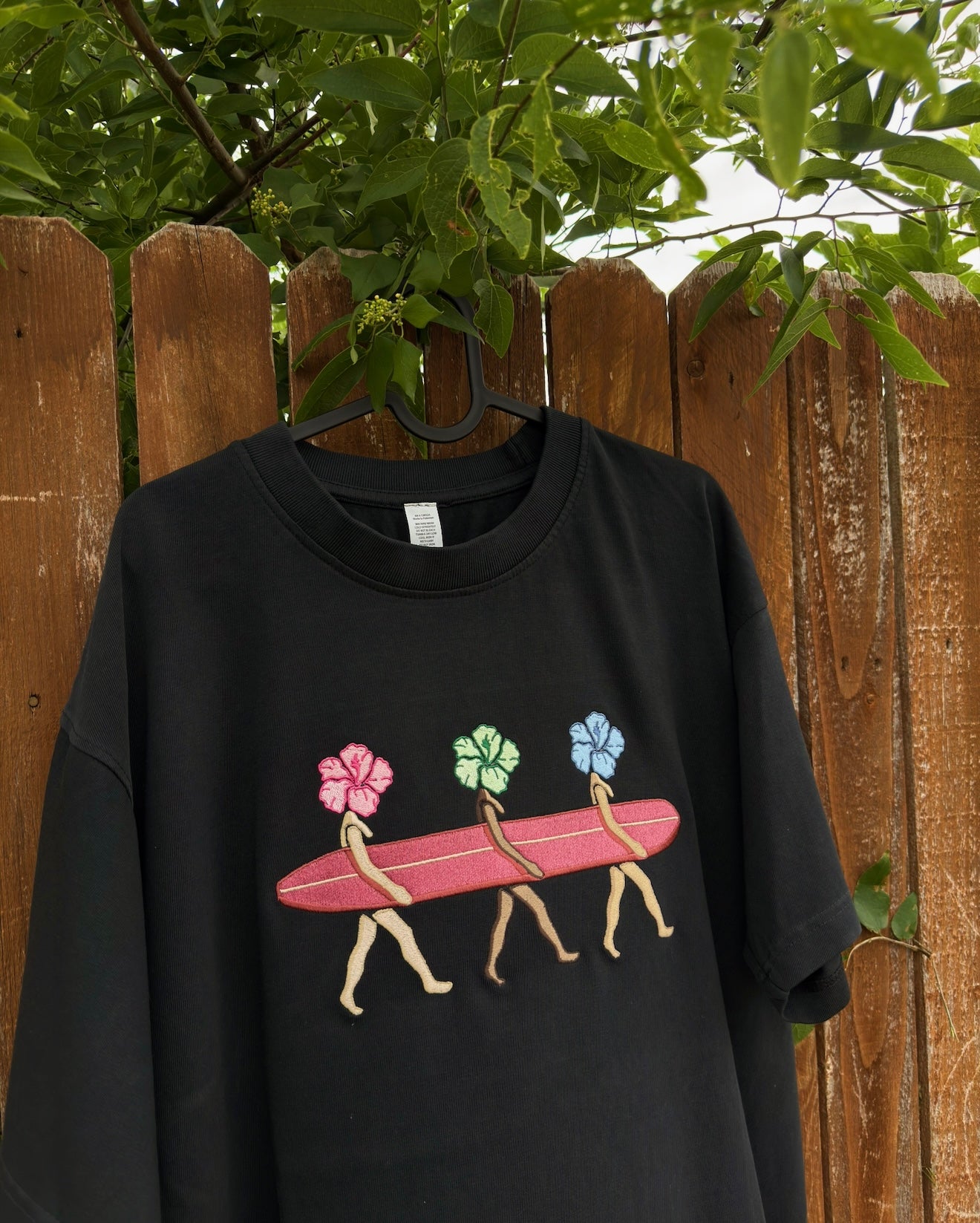 Surfer Girls Tee